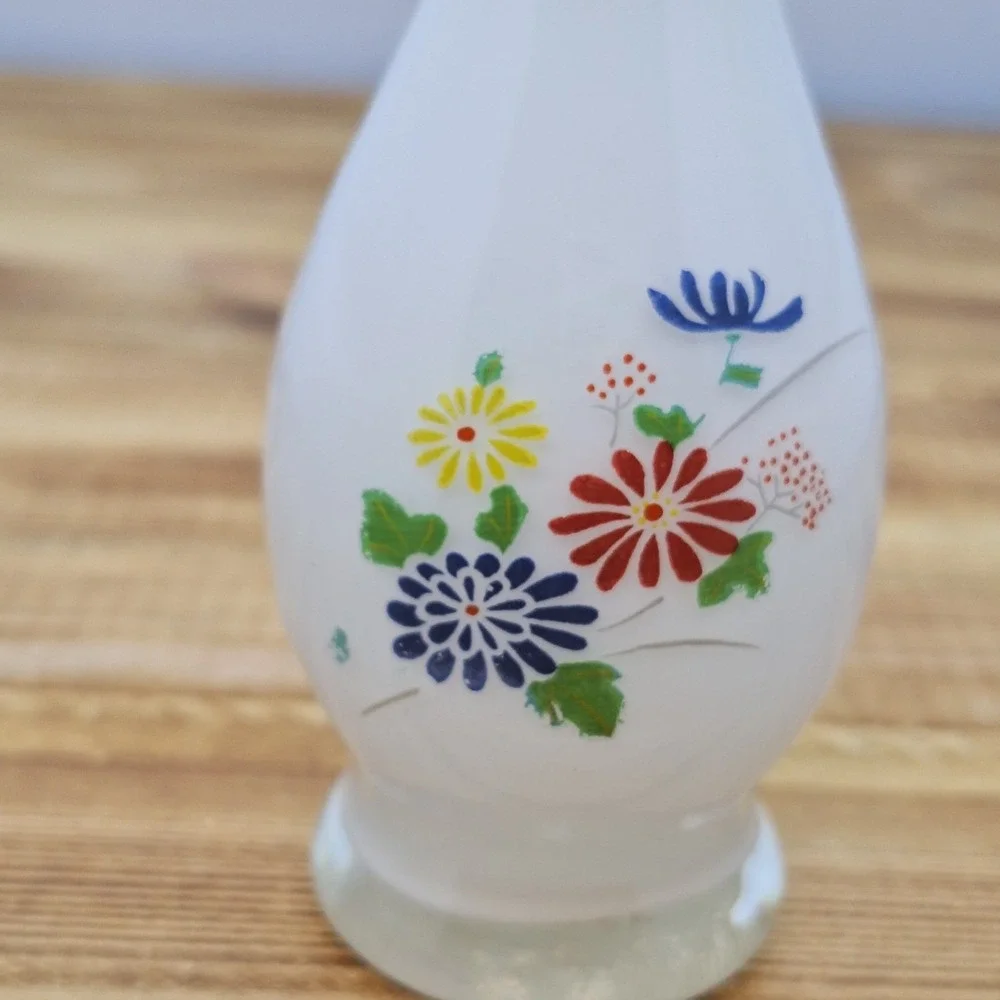 Vintage‎ Gold Rim Floral Tiny Encased White Bud Vase 6